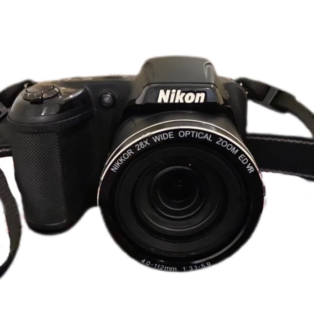 Black Nikon Coolpix L340